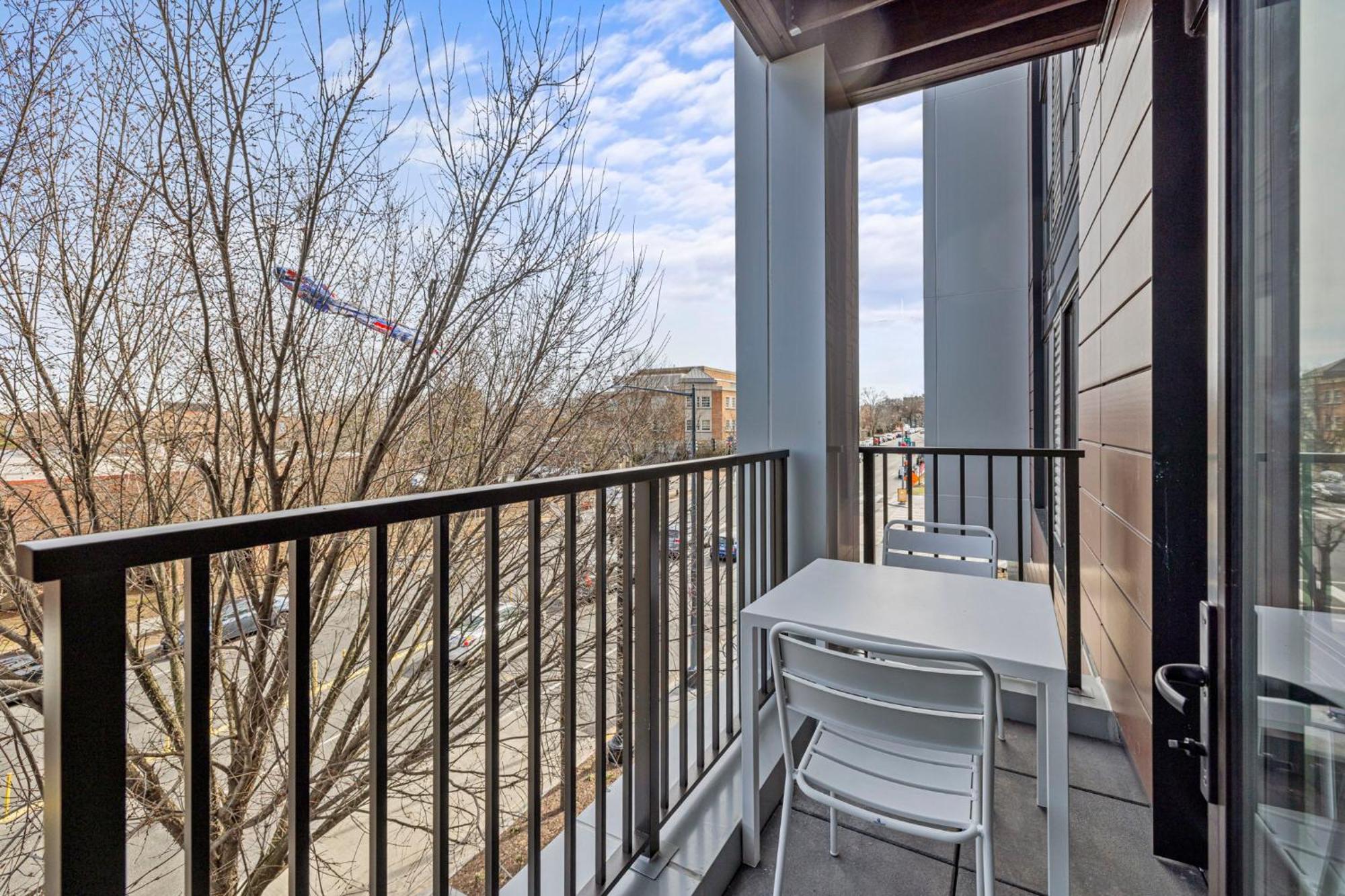 Placemakr Cathedral Heights *