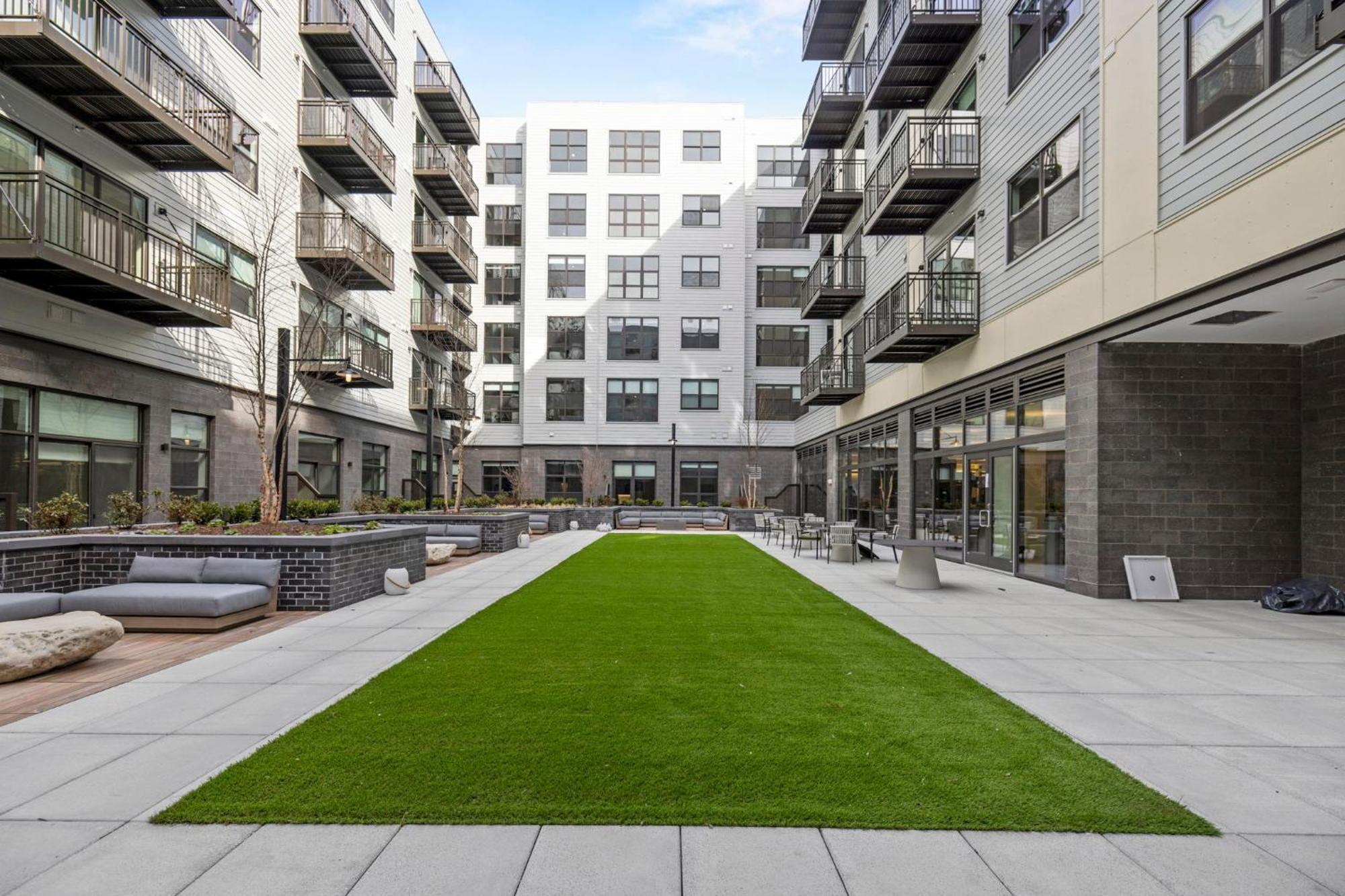 Placemakr Cathedral Heights *